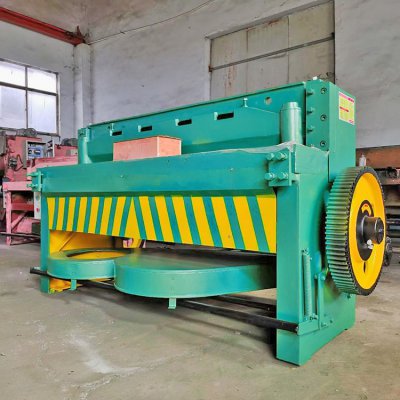 Q11 series mechanical shearing machine