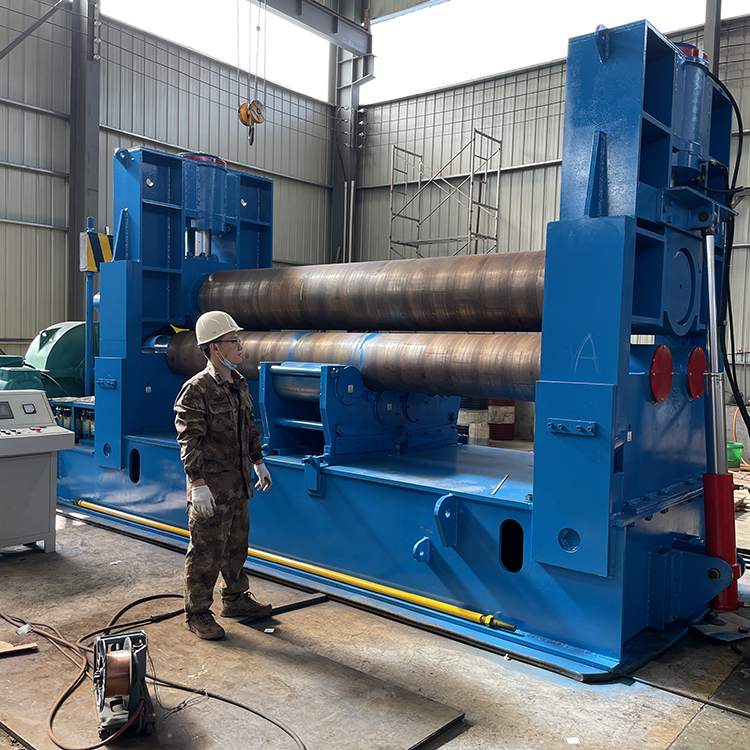 Plate rolling machine